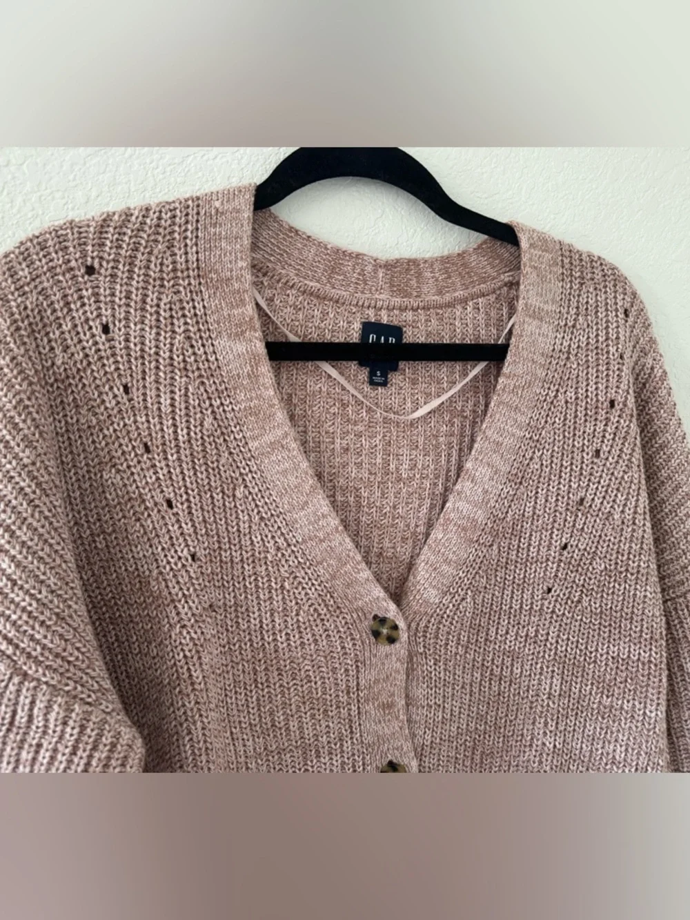GAP Oversized Pink Chunky Knit Buttoned Cardigan - Picture 4 of 6